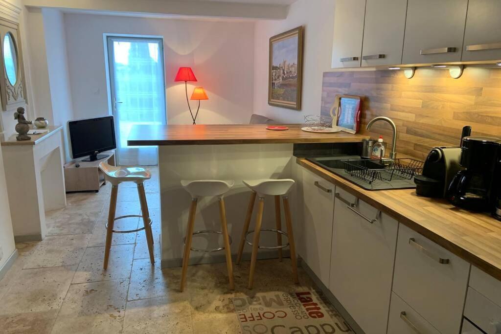 Mas 19E Entierement Climatise Avec Piscine A Usage Exclusif Roquemaure  Exterior photo